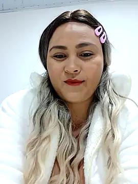 North-American-Mom from StripChat is Freechat