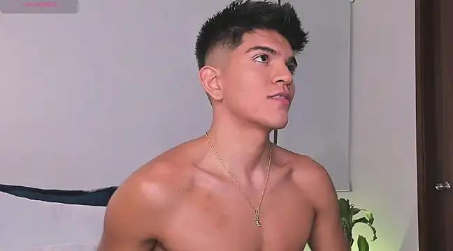 OnlySantty from StripChat is Freechat