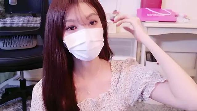 Photos of oxo_yuna_oxo from StripChat is Freechat