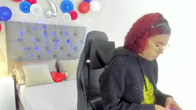 Pamelamiler__ from StripChat is Freechat