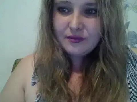 ParisMimi from StripChat is Freechat