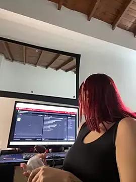 Paulina-Wells from StripChat is Freechat