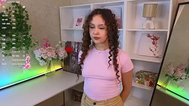 PearlieRhudy from StripChat is Freechat