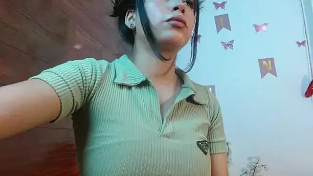 petite_coral from StripChat is Freechat