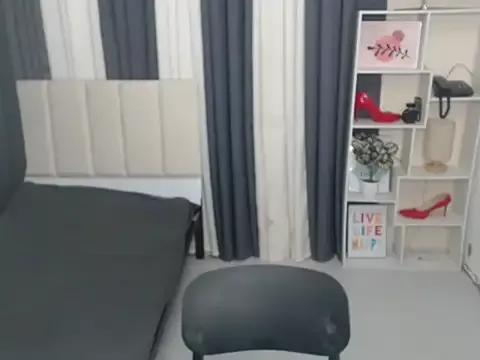 PetiteAsianMarianne from StripChat is Freechat