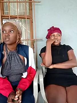 PetiteDoll_06 from StripChat is Freechat