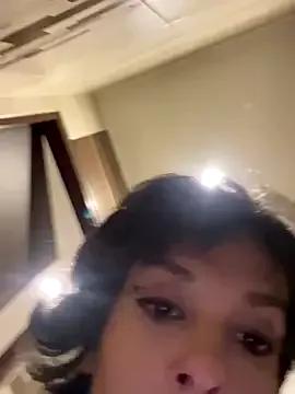 Piggiteablacktea from StripChat is Freechat