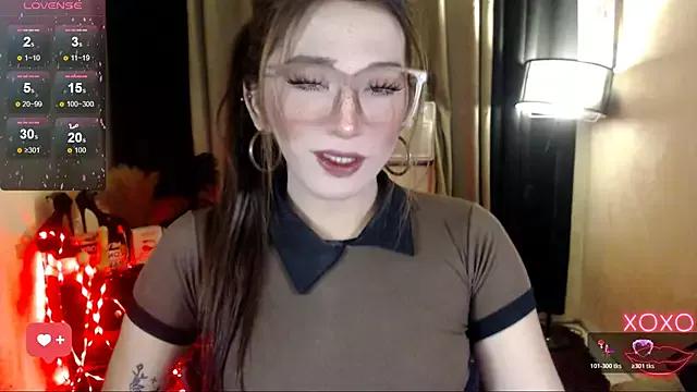 precious_RoseDoll from StripChat is Freechat