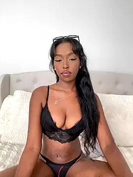 princesslola666 from StripChat is Freechat