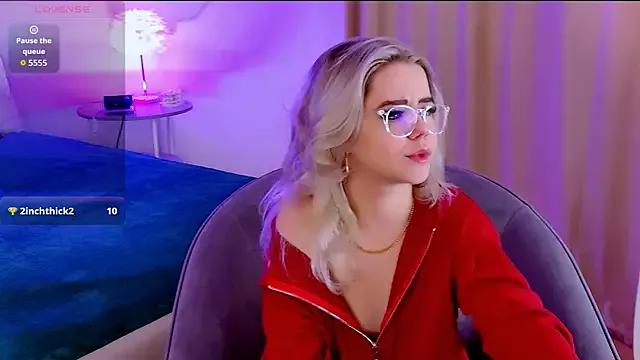 PrincessSlay from StripChat is Freechat