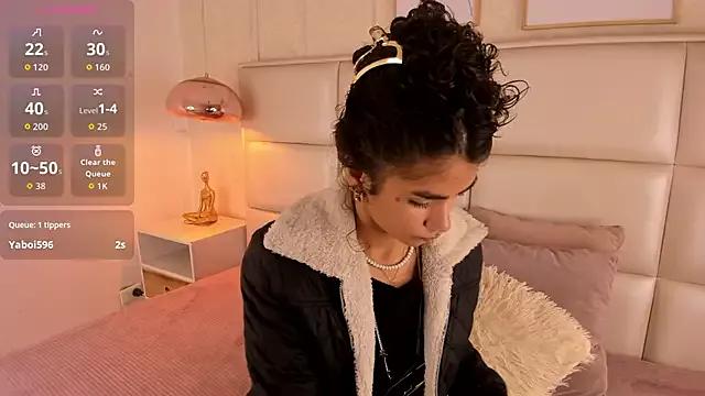 Puffy_Hearts from StripChat is Freechat