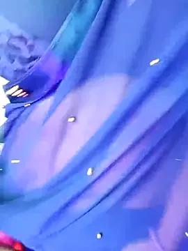 Queen-mira from StripChat is Freechat