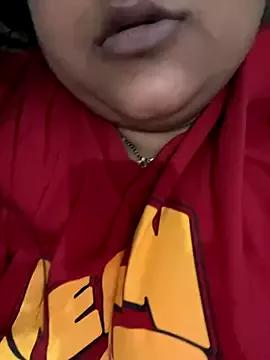 queen_sakhi24 from StripChat is Freechat