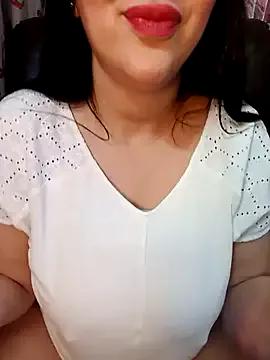 Queen_sousou from StripChat is Freechat
