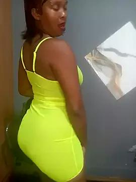 QUEENOFSQUIRT02 from StripChat is Freechat