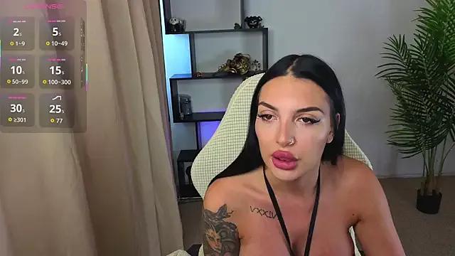 Raven_Ink from StripChat is Freechat