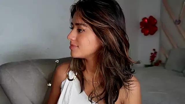 Rebecca_055 from StripChat is Freechat