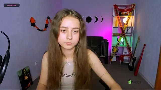 rebecca_smile from StripChat is Freechat