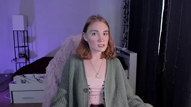 ReddHotPipper from StripChat is Freechat