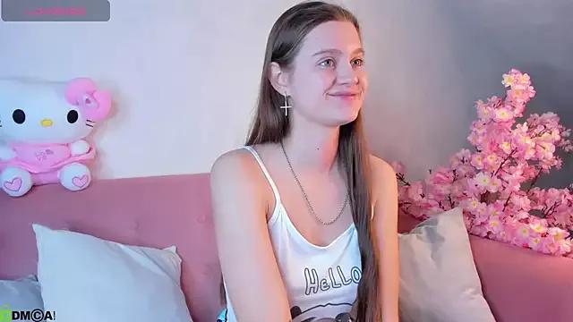 Renesmy_Black from StripChat is Freechat