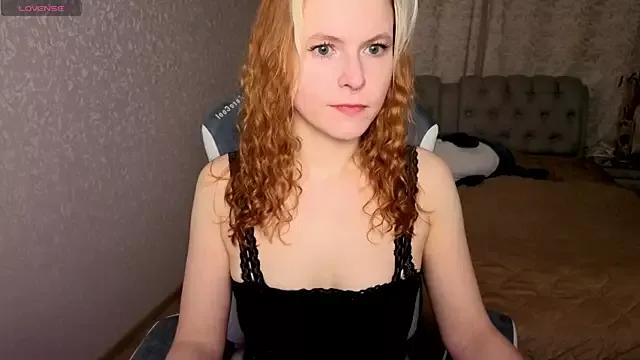 rocky_foxy from StripChat is Freechat