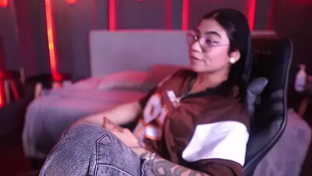 Roma_hells from StripChat is Freechat