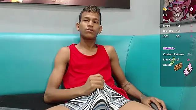 Rory_castro from StripChat is Freechat