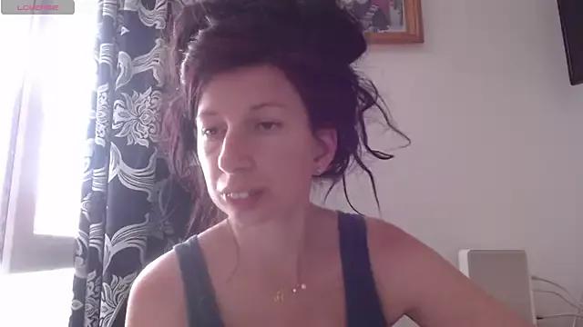RosieHayes from StripChat is Freechat