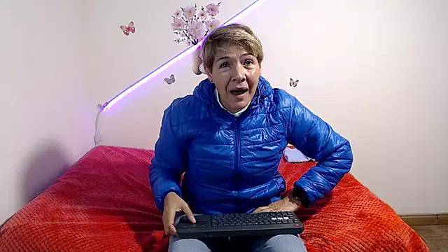 rosyxs1 from StripChat is Freechat
