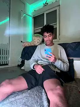 Ryan-hot from StripChat is Freechat