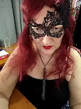 SabrinaXlovess from StripChat is Freechat
