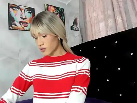 samara_novice18 from StripChat is Freechat