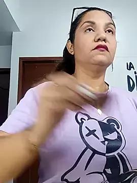 Samaraa_Lee from StripChat is Freechat