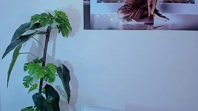 SamayRyann from StripChat is Freechat
