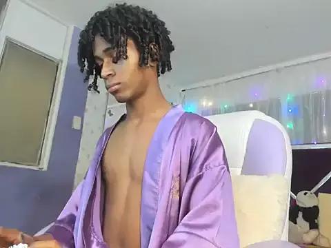 Santy_bigcock_01 from StripChat is Freechat