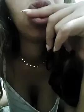 Sara-Arabica from StripChat is Freechat