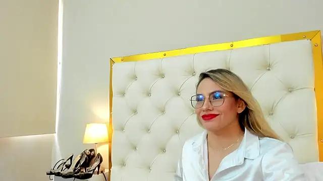 Checkout the world of free chat sex and chat with our steamy slutz, bringing your cherished characters to life with authentic outfits and live productions.