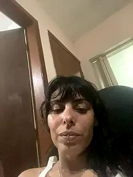 Sarah-safada from StripChat is Freechat