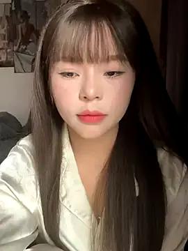 SarahBeii from StripChat is Freechat