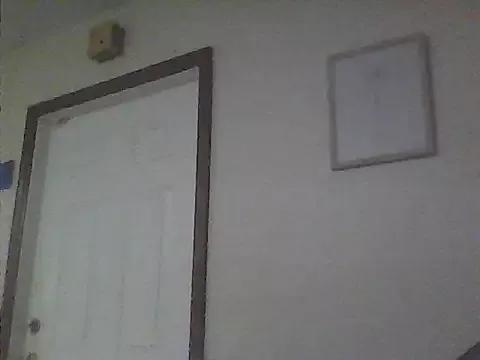 sarahkat86 from StripChat is Freechat