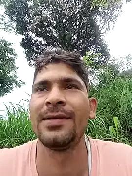 SARALEONABG from StripChat is Freechat