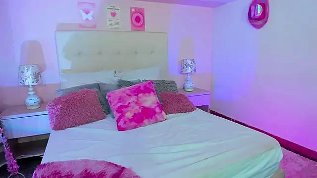 ScarlettDreamss7 from StripChat is Freechat