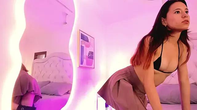 scarlettTease_ from StripChat is Freechat