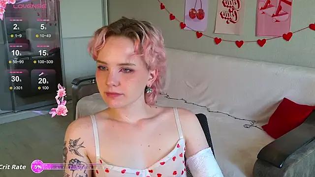 School_Love from StripChat is Freechat