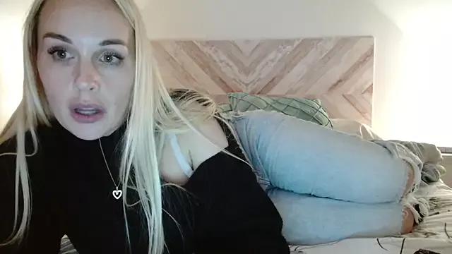 secretmuses from StripChat is Freechat