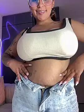 Seized_lust from StripChat is Freechat