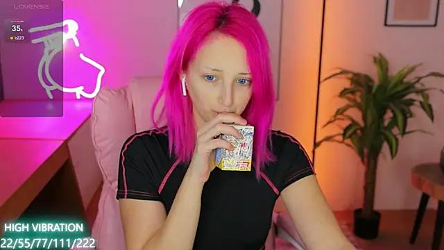 Checkout the world of free chat sex and chat with our steamy slutz, bringing your cherished characters to life with authentic outfits and live productions.