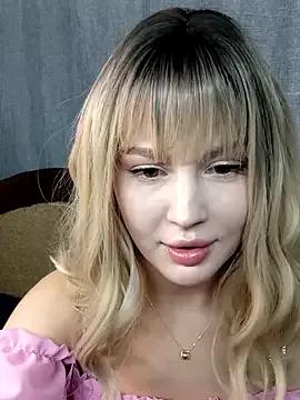 Selina_Heart from StripChat is Freechat