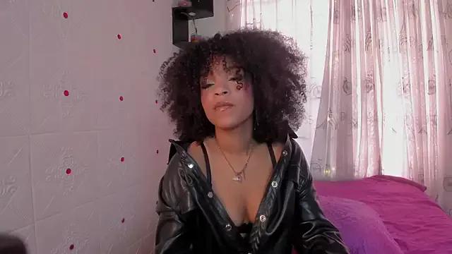 Serena_Fey from StripChat is Freechat