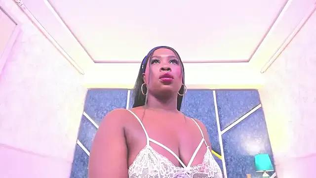 SerenaWinslow from StripChat is Freechat